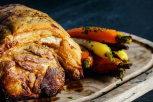 Pernil Assado Suculento: Marinada Perfeita e Carne que Desmancha